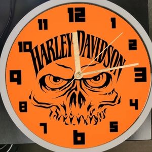 Harley Davidson psych-O skull clock